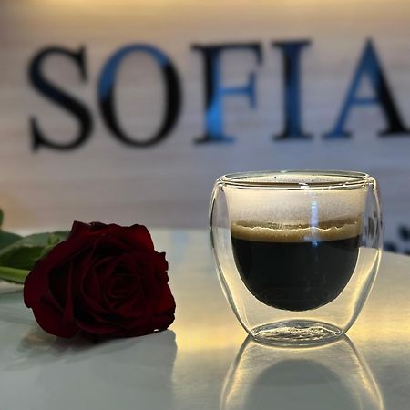 Sofia Hotel Erevan Esterno foto