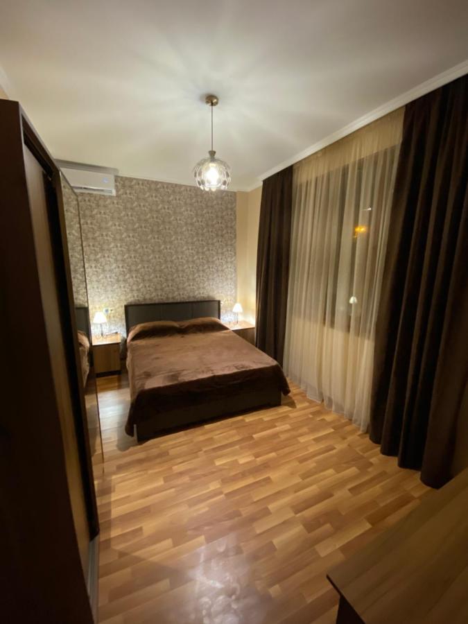Sofia Hotel Erevan Esterno foto